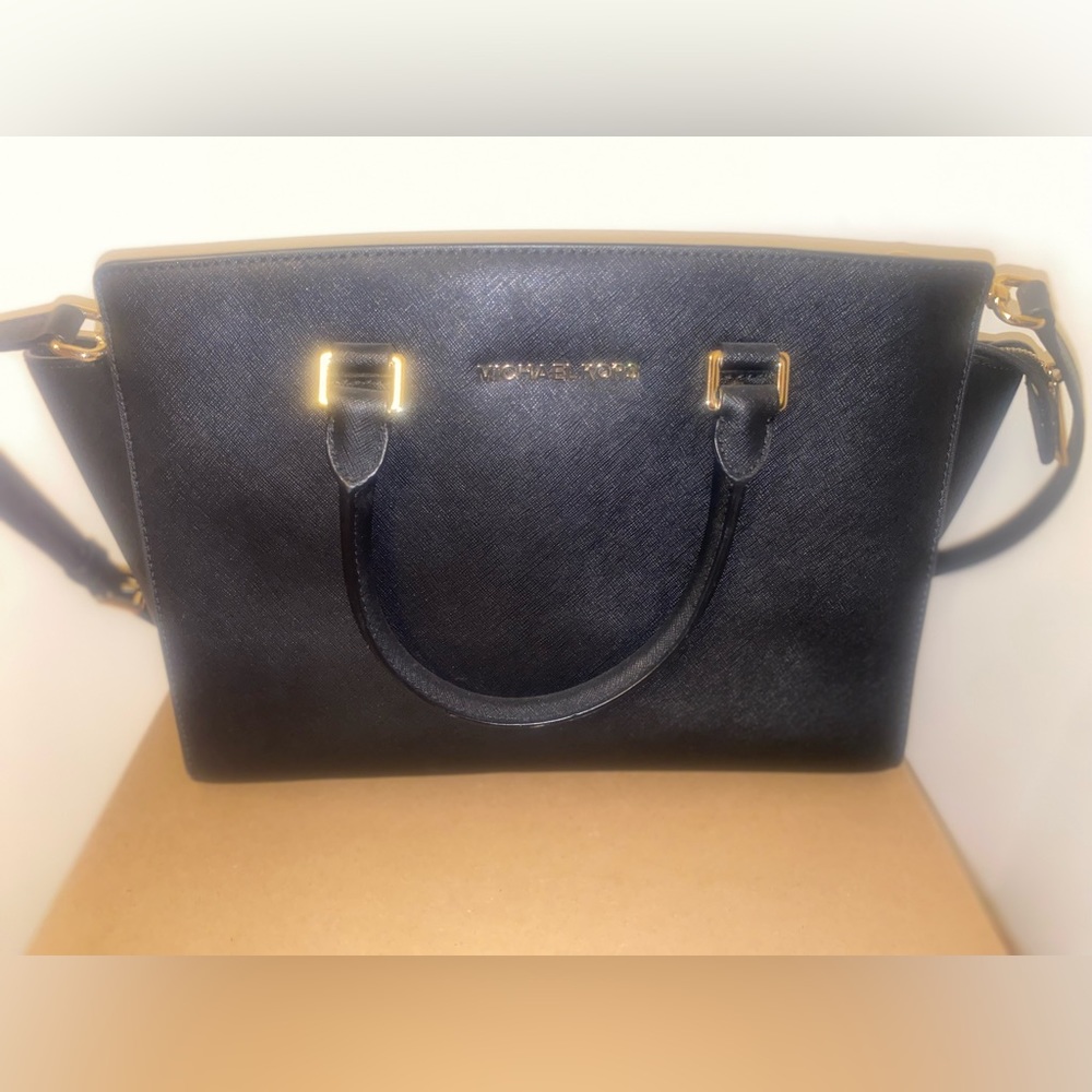 Michael Kors Tote